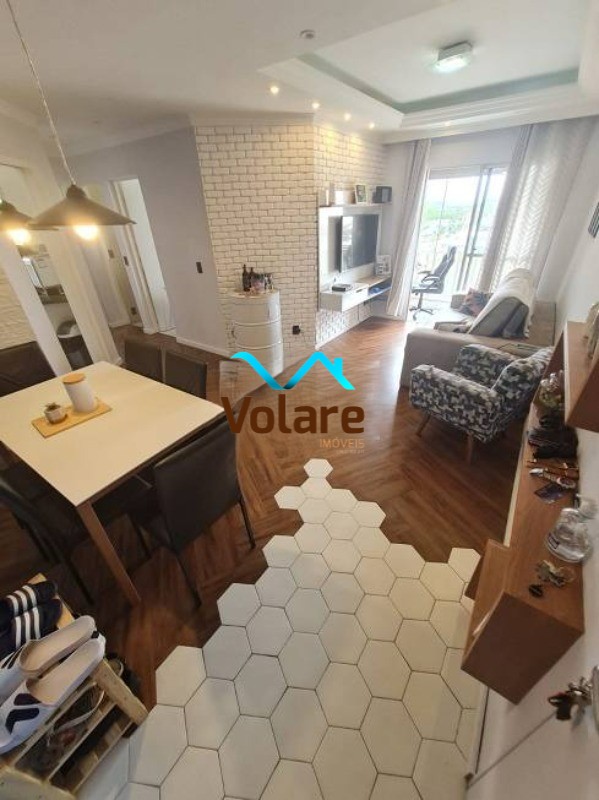 Apartamento à venda com 2 quartos, 58m² - Foto 1