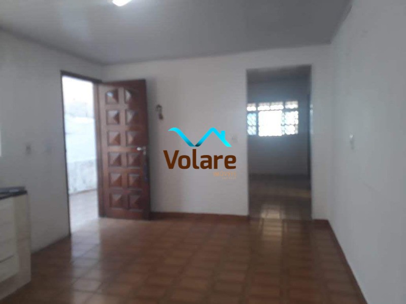 Casa à venda com 4 quartos, 182m² - Foto 4