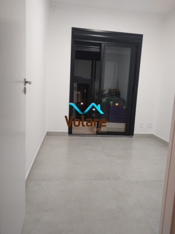 Apartamento à venda com 2 quartos, 56m² - Foto 11