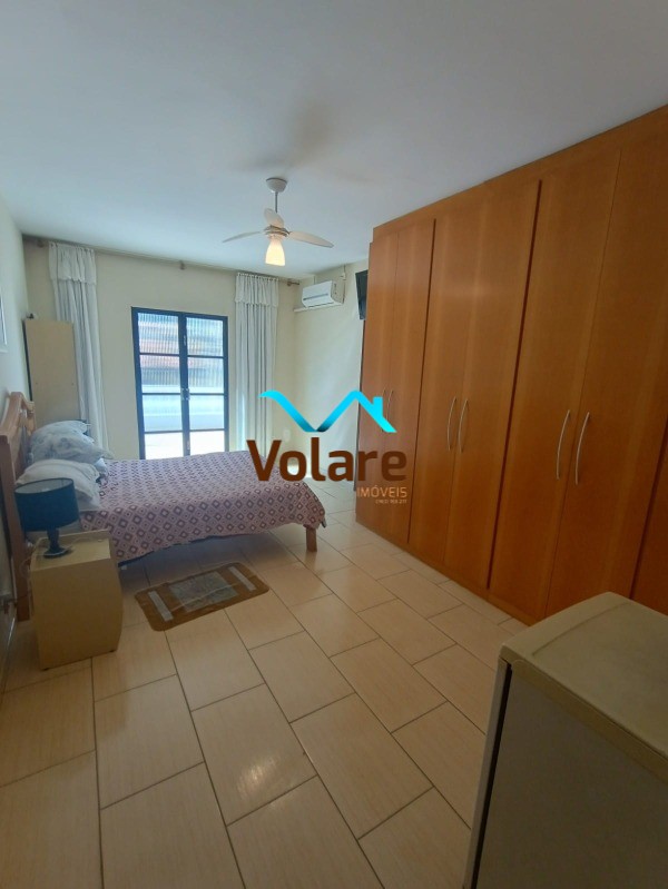 Casa à venda com 3 quartos, 277m² - Foto 10