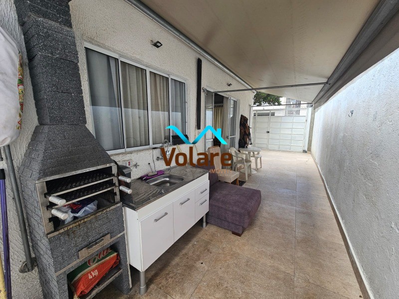 Casa à venda com 2 quartos, 84m² - Foto 12