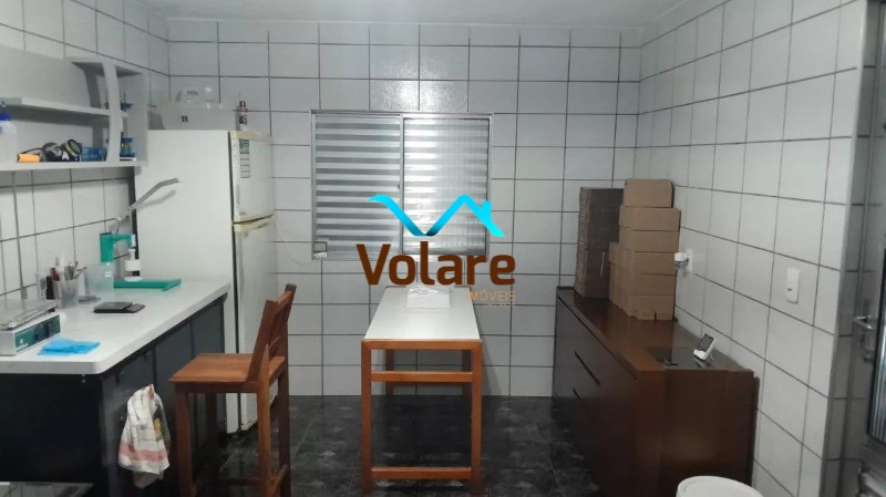 Casa à venda com 3 quartos, 252m² - Foto 18