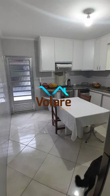 Casa à venda com 3 quartos, 252m² - Foto 5