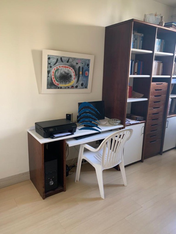 Apartamento à venda com 4 quartos, 220m² - Foto 8