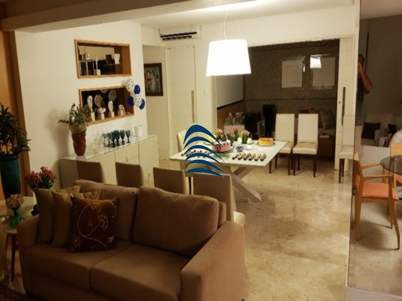 Apartamento à venda com 4 quartos, 240m² - Foto 1