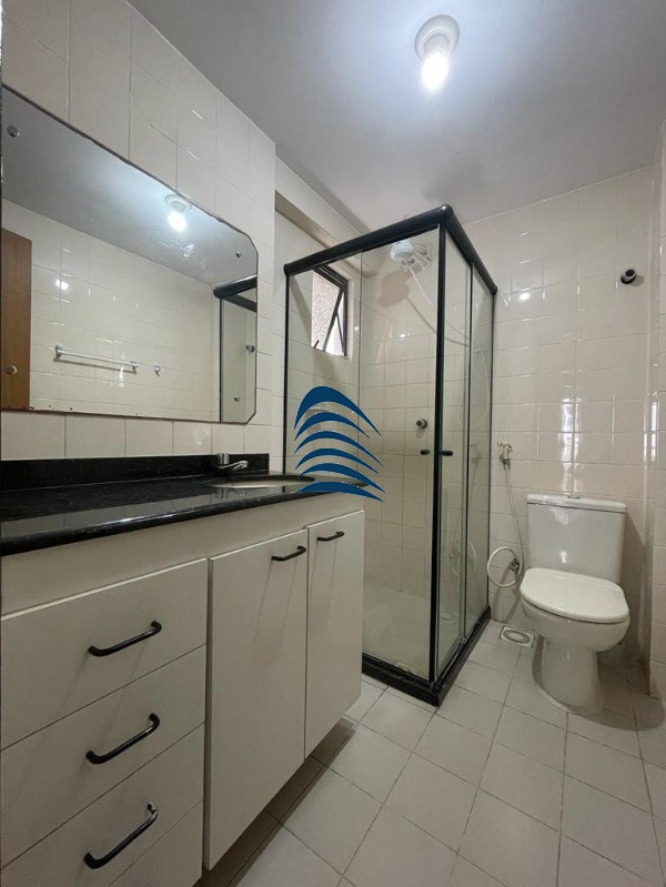 Apartamento à venda com 3 quartos, 117m² - Foto 2