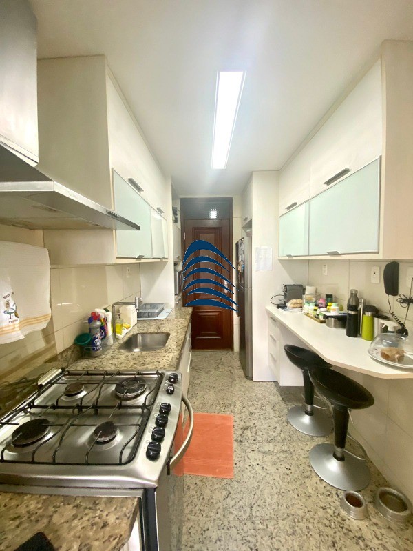 Apartamento à venda com 3 quartos, 91m² - Foto 8