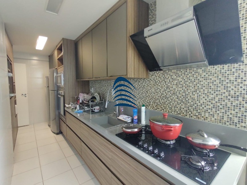 Apartamento à venda com 3 quartos, 156m² - Foto 5