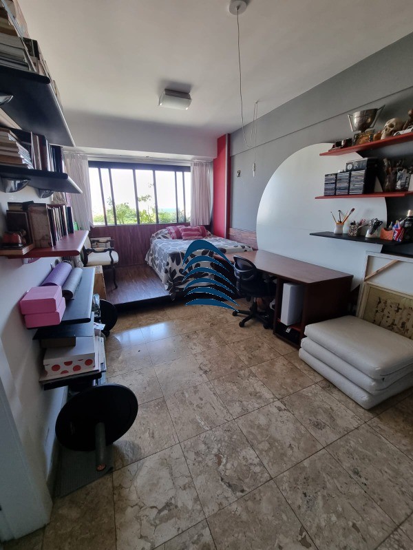 Apartamento à venda com 3 quartos, 220m² - Foto 4