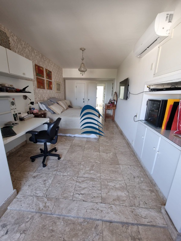 Apartamento à venda com 3 quartos, 220m² - Foto 7