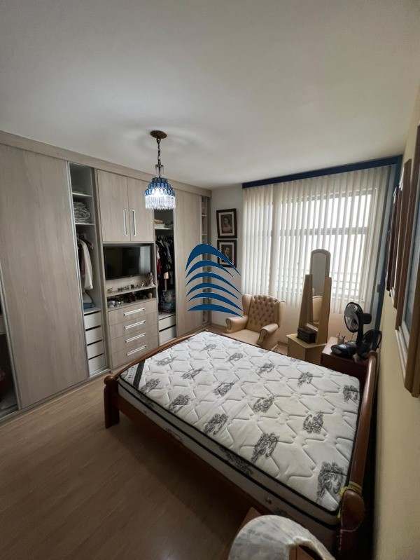 Apartamento à venda com 3 quartos, 140m² - Foto 9