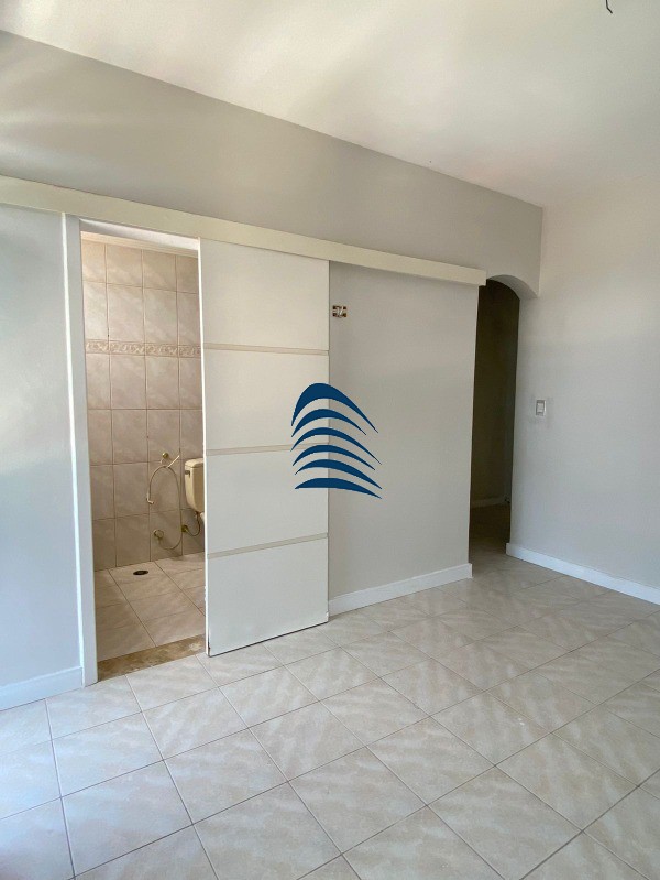 Apartamento à venda com 4 quartos, 210m² - Foto 6