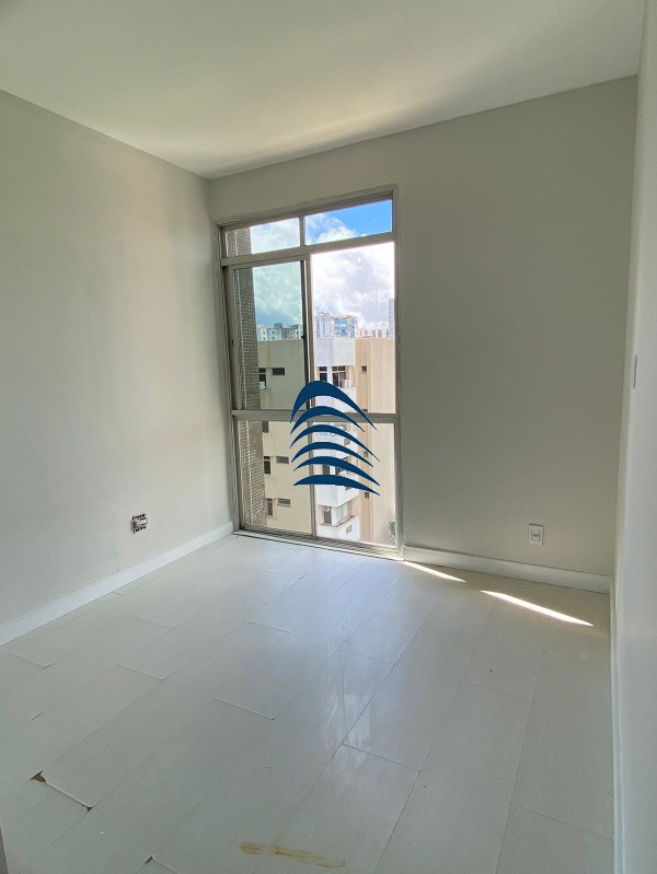 Apartamento à venda com 4 quartos, 210m² - Foto 28