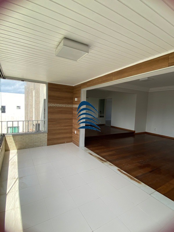 Apartamento à venda com 4 quartos, 210m² - Foto 18