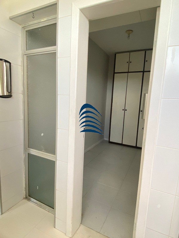 Apartamento à venda com 4 quartos, 210m² - Foto 34