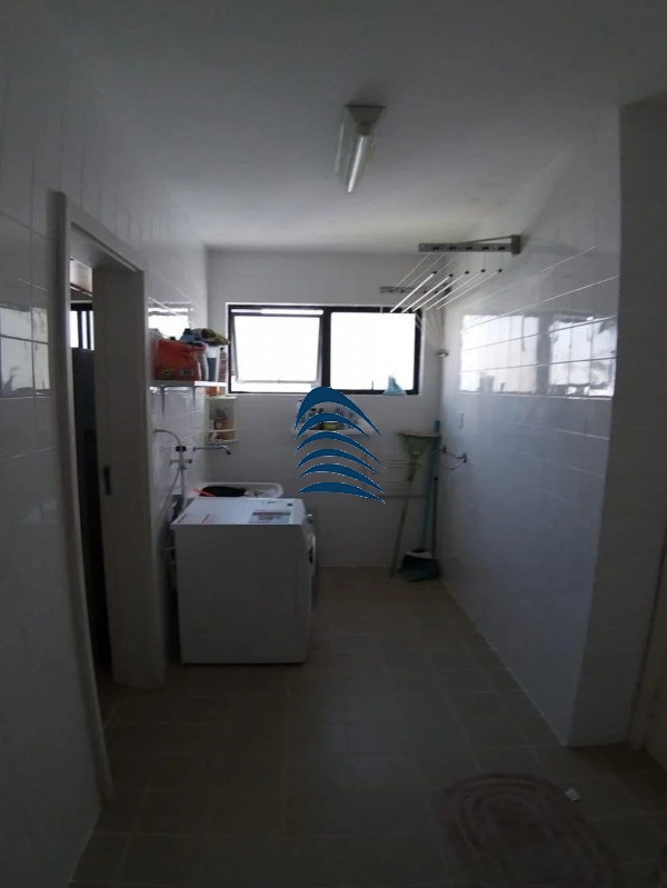 Cobertura à venda com 4 quartos, 260m² - Foto 4