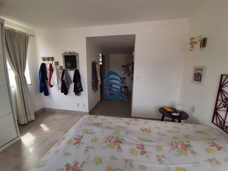 Casa à venda com 4 quartos, 317m² - Foto 17