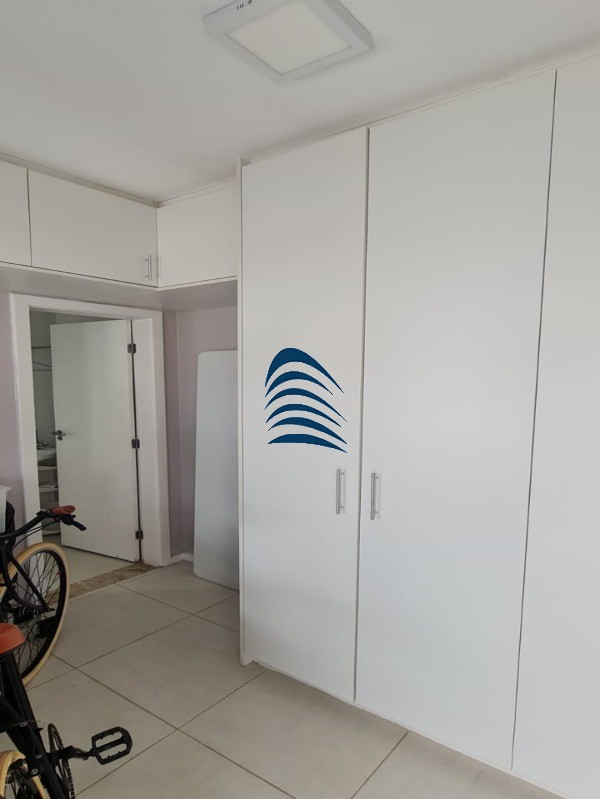 Apartamento à venda com 4 quartos, 246m² - Foto 3