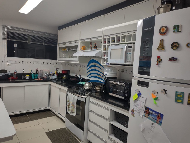 Apartamento à venda com 3 quartos, 136m² - Foto 25