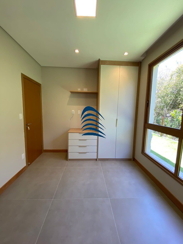 Casa à venda com 4 quartos, 400m² - Foto 47