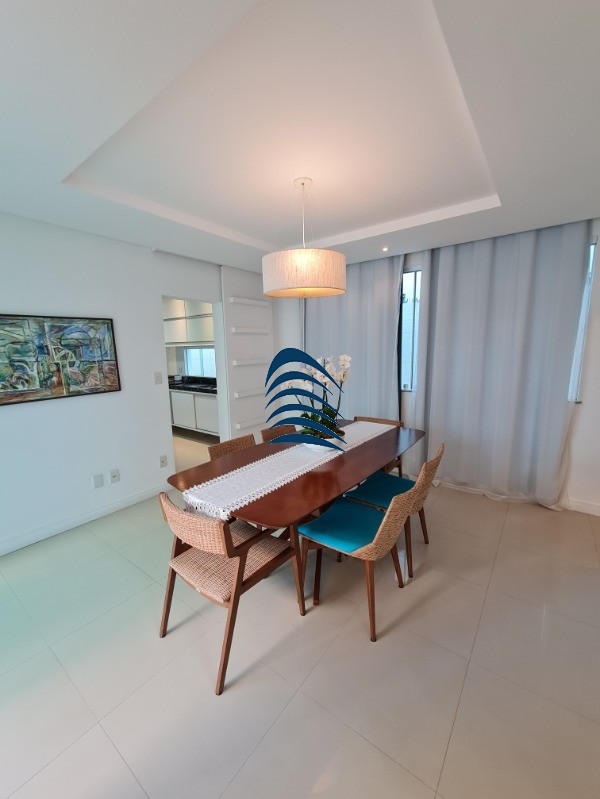 Casa à venda com 5 quartos, 263m² - Foto 6