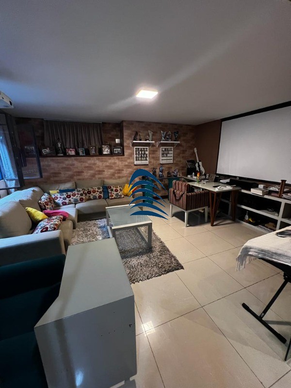 Casa à venda com 5 quartos, 900m² - Foto 13