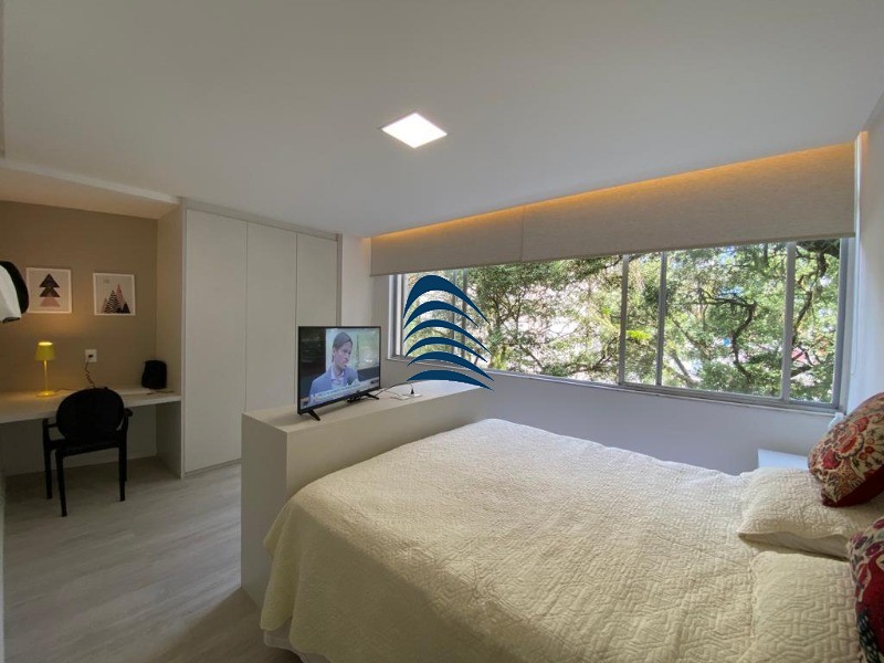 Apartamento à venda com 3 quartos, 239m² - Foto 8