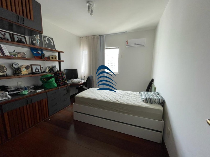 Apartamento à venda com 4 quartos, 235m² - Foto 6