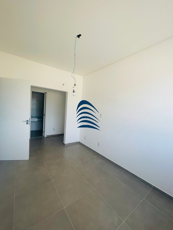 Casa à venda com 4 quartos, 184m² - Foto 11