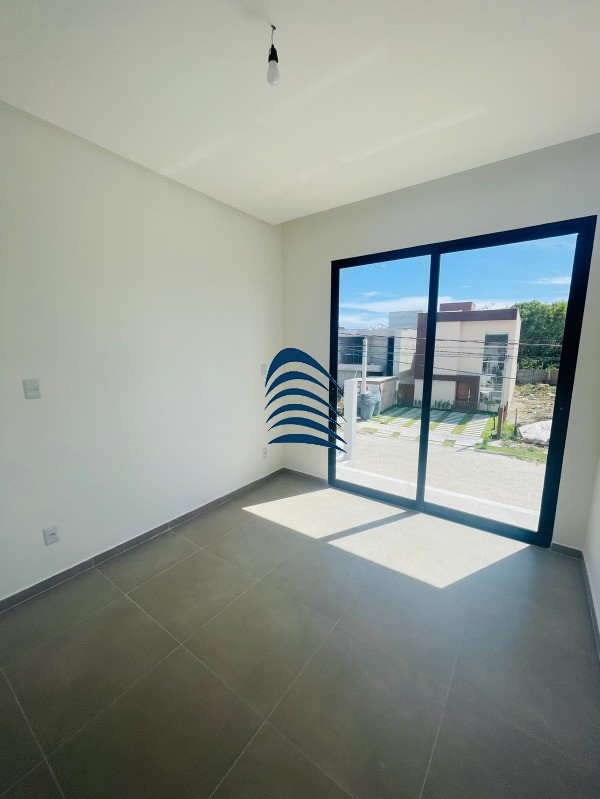 Casa à venda com 4 quartos, 184m² - Foto 12