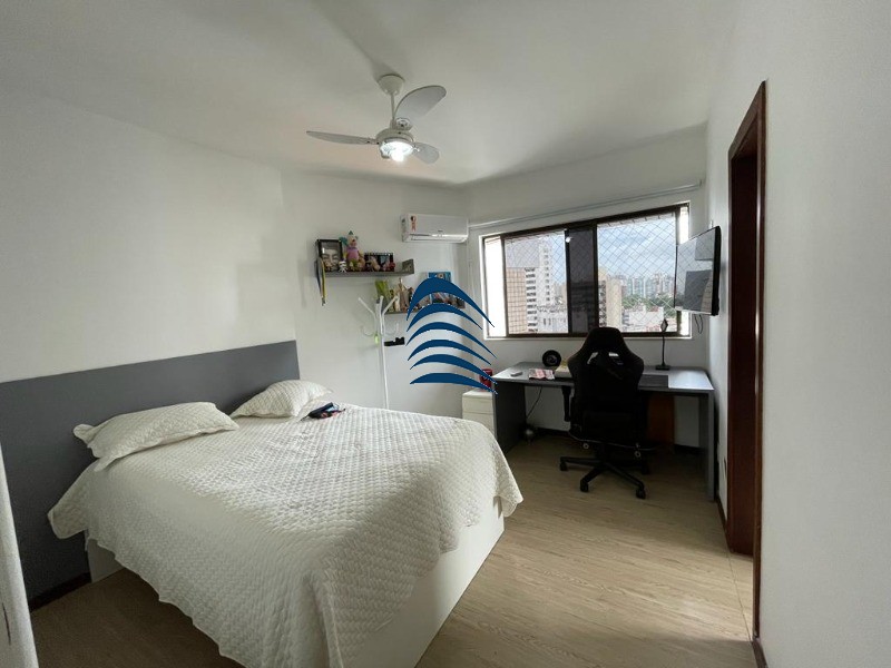 Apartamento à venda com 4 quartos, 235m² - Foto 18