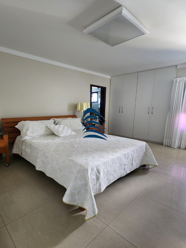 Apartamento à venda com 4 quartos, 220m² - Foto 19