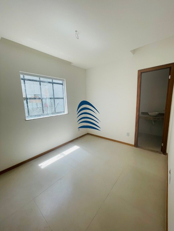 Casa à venda com 4 quartos, 180m² - Foto 17