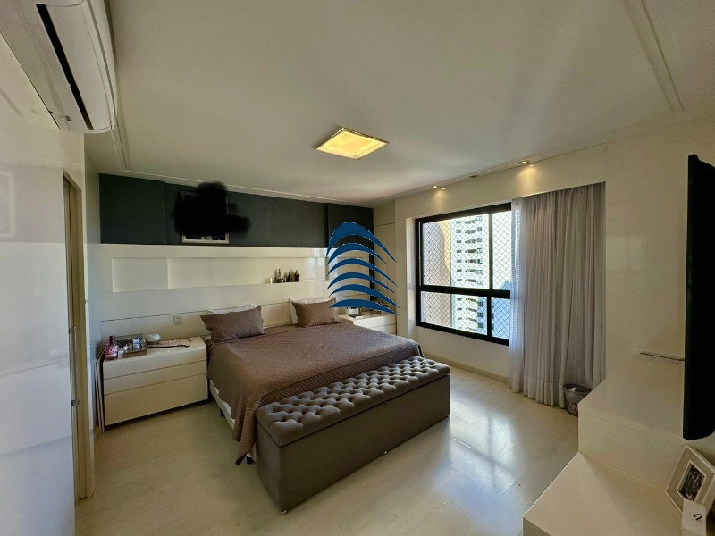 Apartamento à venda com 4 quartos, 235m² - Foto 17