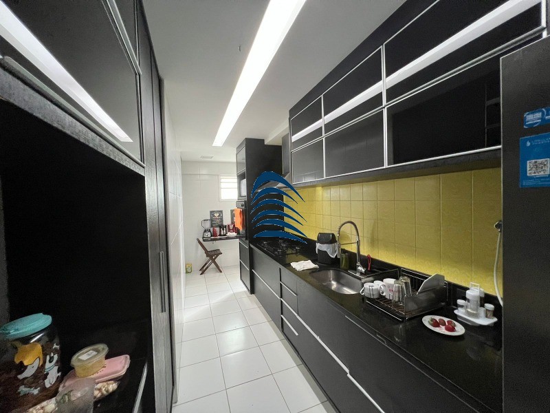 Apartamento à venda com 4 quartos, 143m² - Foto 10