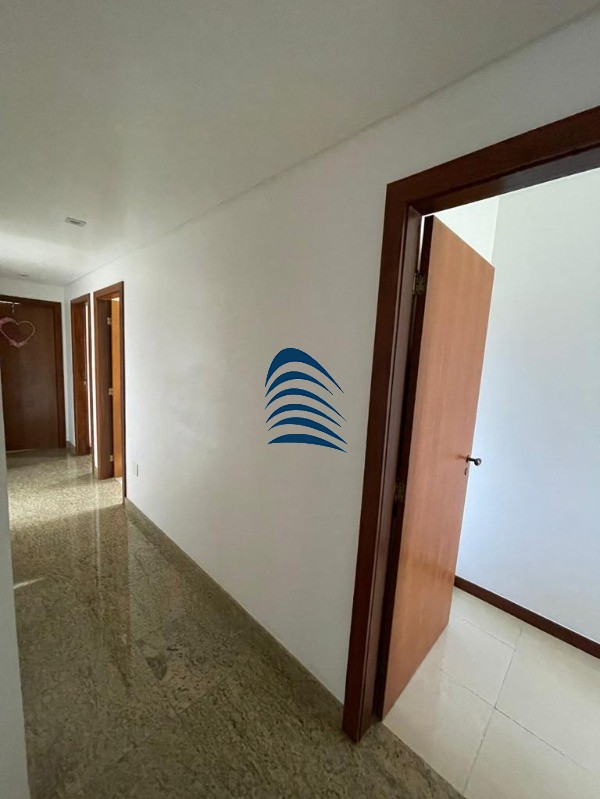 Apartamento à venda com 4 quartos, 300m² - Foto 8