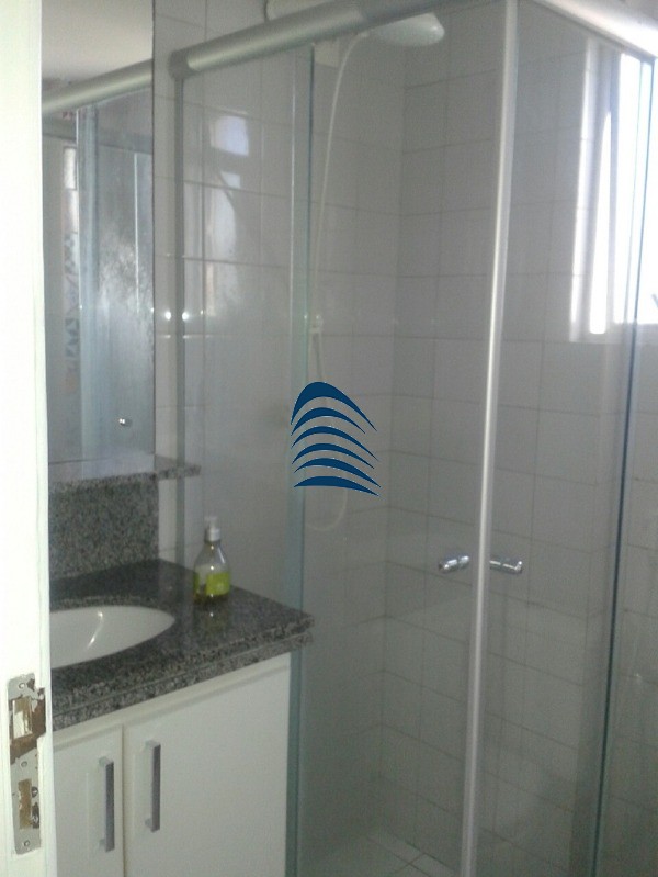 Apartamento à venda com 2 quartos, 67m² - Foto 10