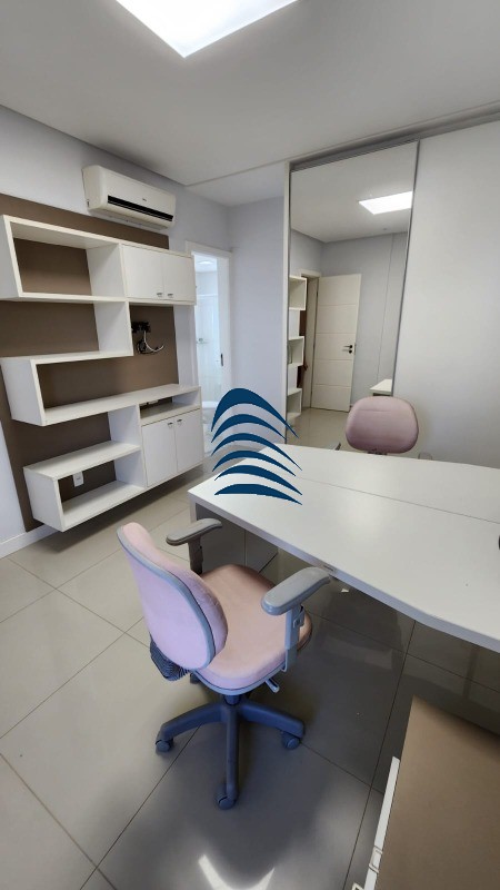 Apartamento à venda com 3 quartos, 162m² - Foto 19