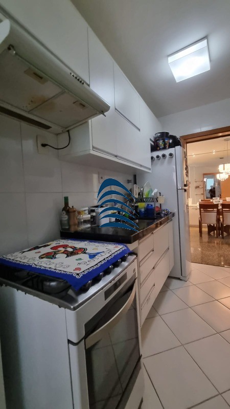 Apartamento à venda com 2 quartos, 85m² - Foto 22