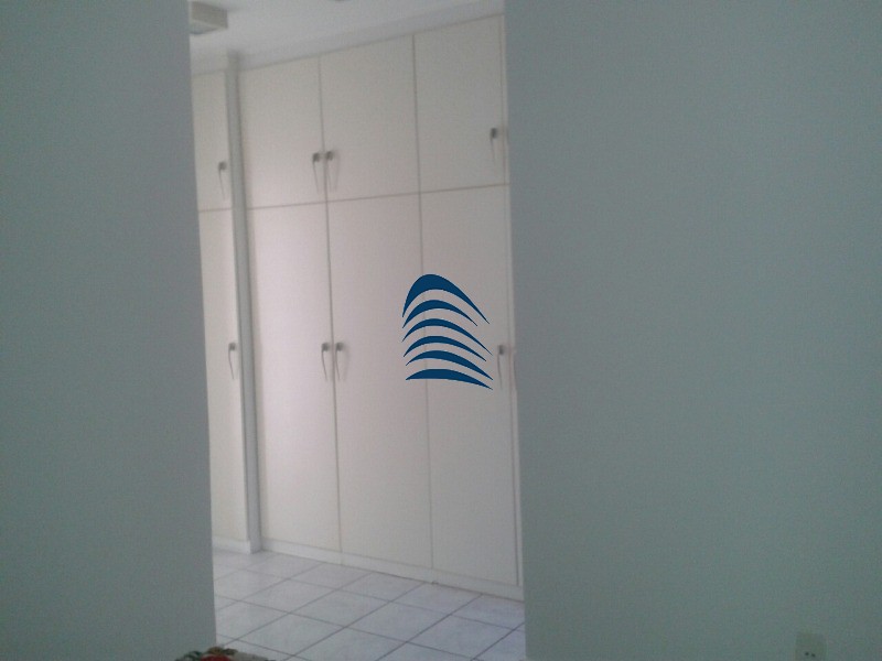 Apartamento à venda com 2 quartos, 67m² - Foto 13