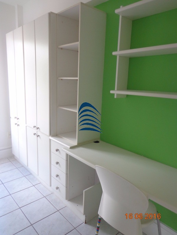 Apartamento à venda com 2 quartos, 67m² - Foto 9