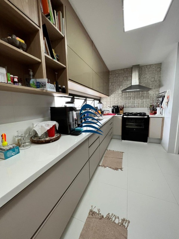 Apartamento à venda com 3 quartos, 198m² - Foto 25