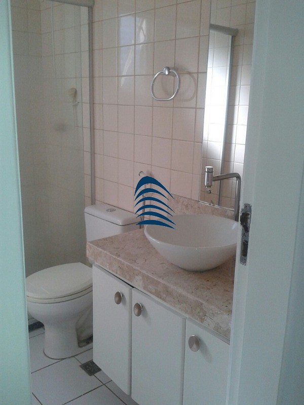 Apartamento à venda com 2 quartos, 67m² - Foto 15