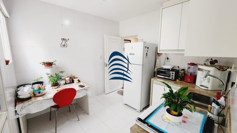 Apartamento à venda com 3 quartos, 149m² - Foto 5