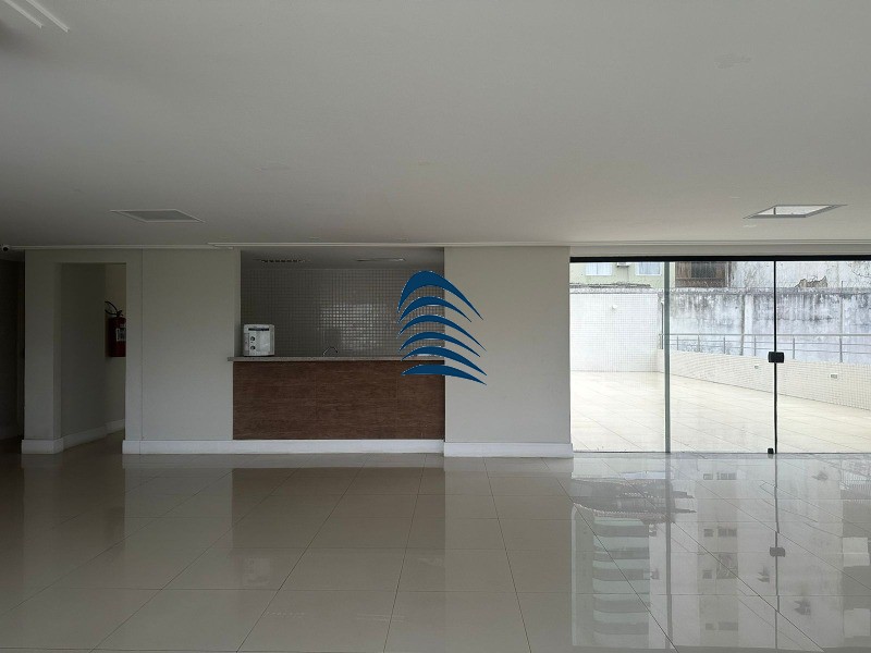 Apartamento à venda com 3 quartos, 97m² - Foto 10