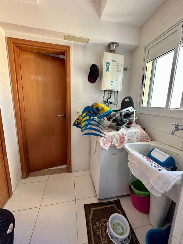 Apartamento à venda com 3 quartos, 167m² - Foto 18