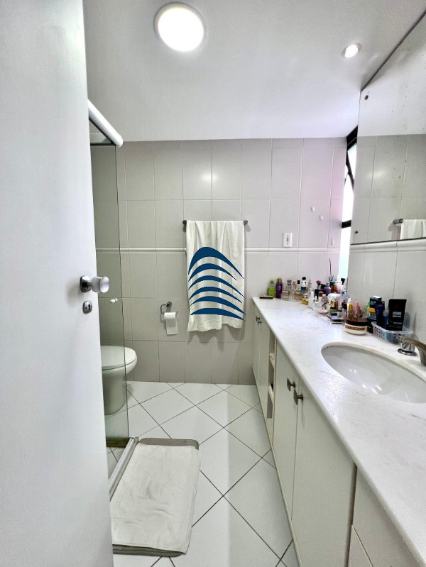 Apartamento à venda com 3 quartos, 183m² - Foto 10