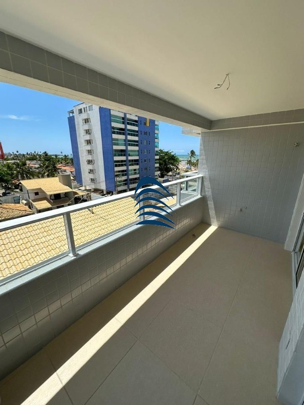 Apartamento à venda com 2 quartos, 64m² - Foto 2