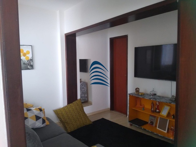 Apartamento à venda com 3 quartos, 77m² - Foto 2