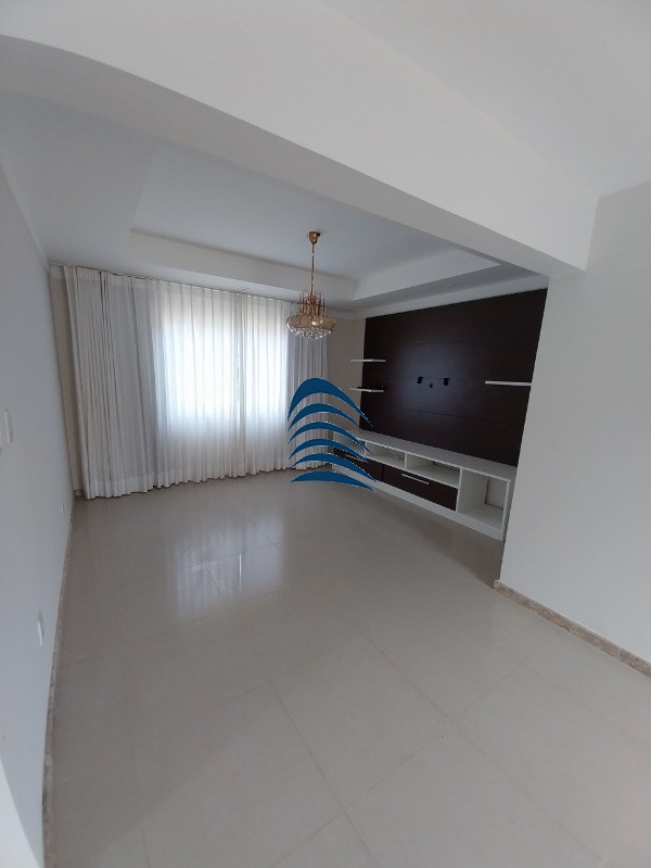 Casa à venda com 4 quartos, 450m² - Foto 23